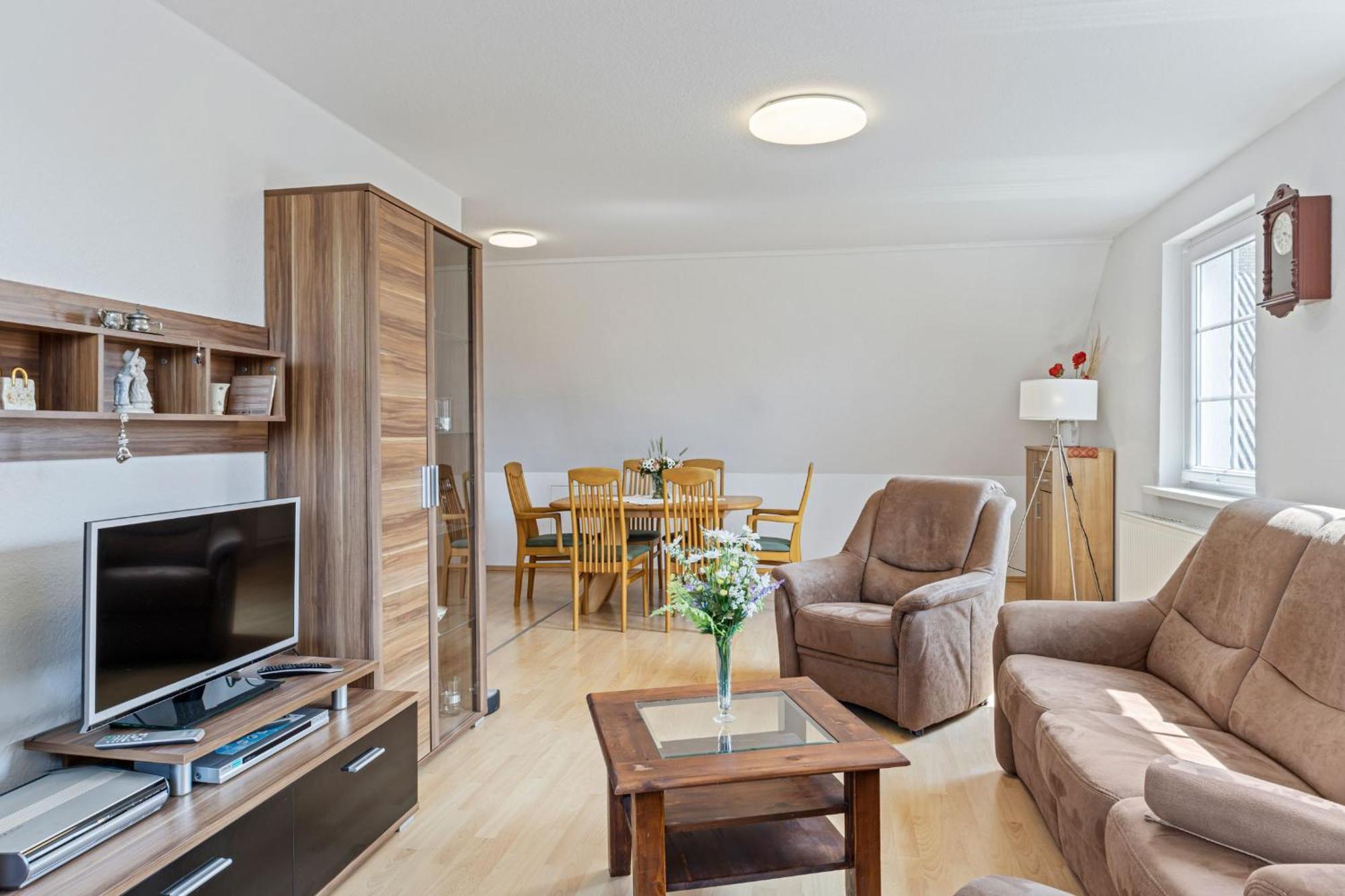 Ferienwohnung "Flori'S Ponyhof" Kröpelin Esterno foto