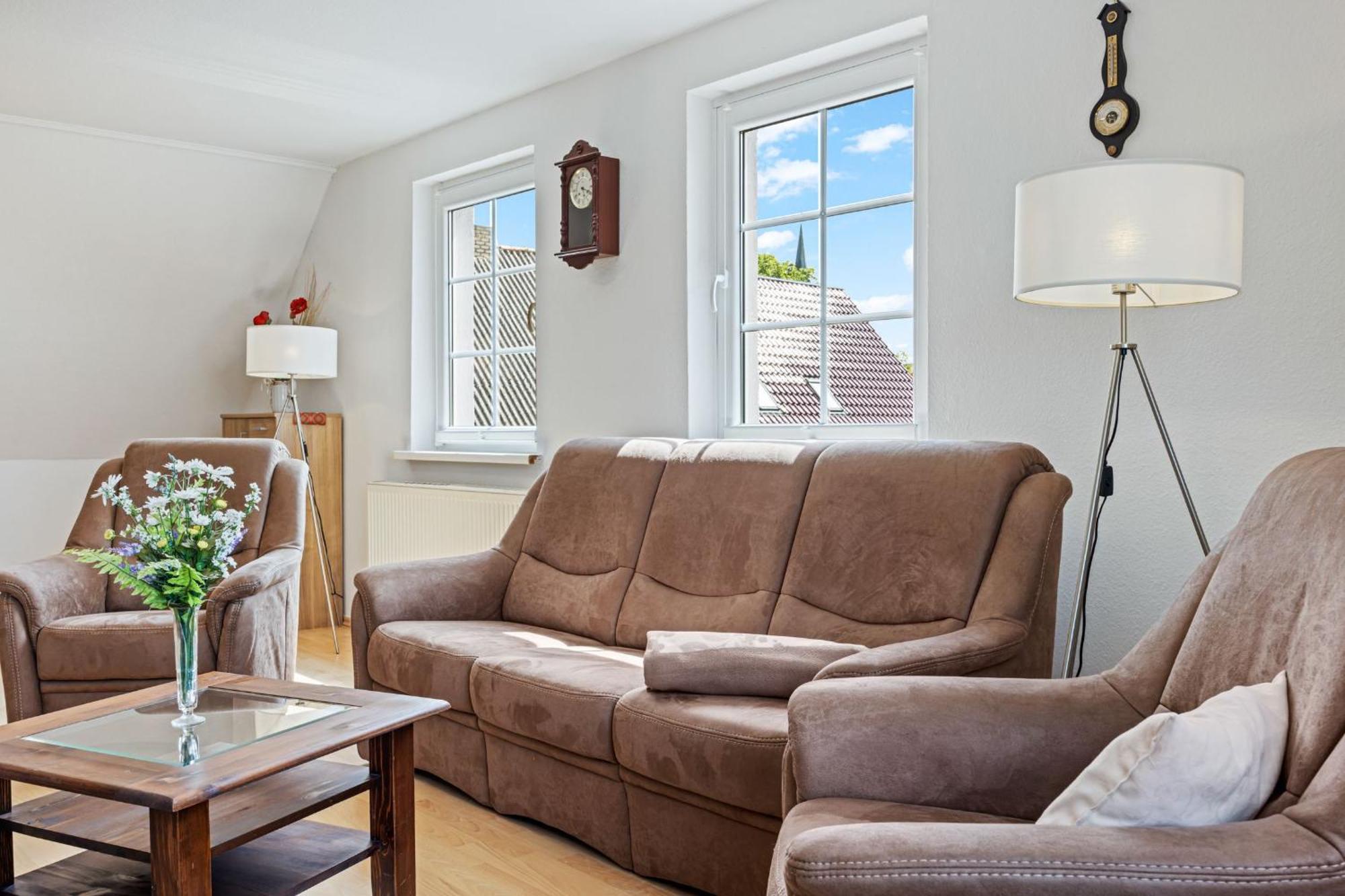 Ferienwohnung "Flori'S Ponyhof" Kröpelin Esterno foto
